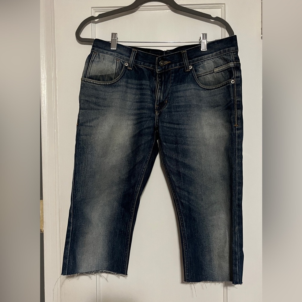Bare Denim Co. mens cut off denim pants. Size 34w low waist tapered.